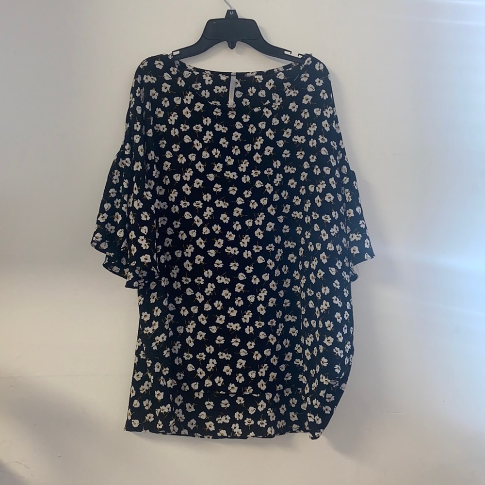 Red Lilly Floral Flowy Top